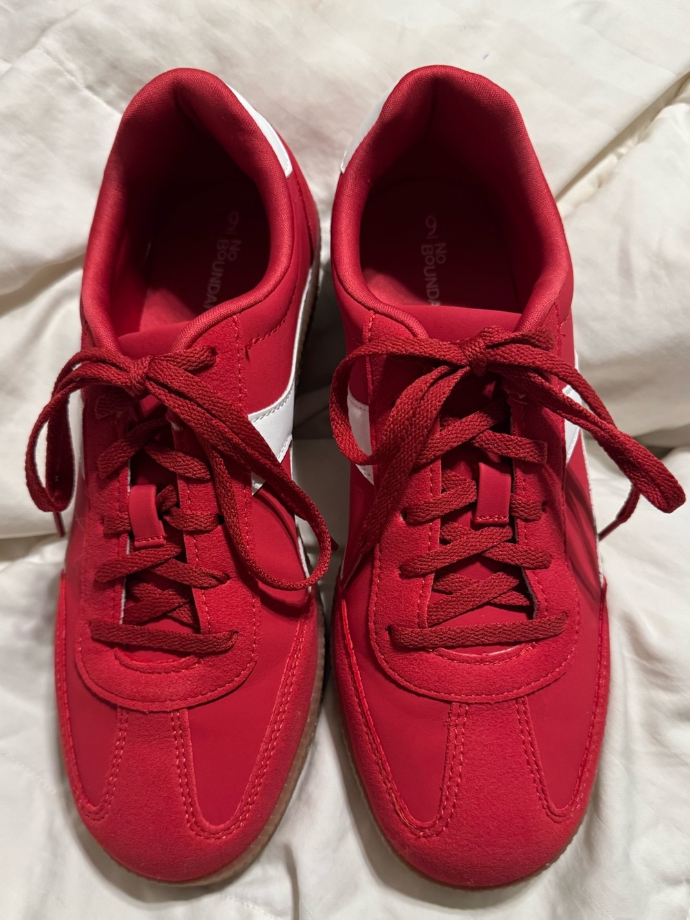 No Boundaries Red Lace-Up Sneakers | Women’s Size 9 | - Picture 5 of 7